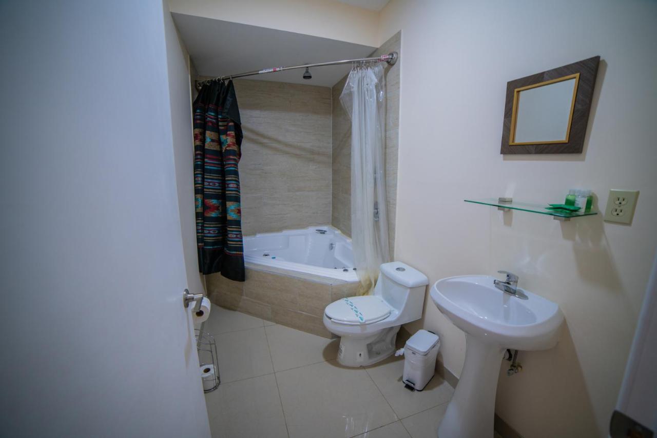 California Comfort & Suites Los Algodones  Bagian luar foto